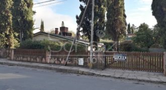 OPORTUNIDAD DE INVERSIÓN! Vivienda con excelente ubicación