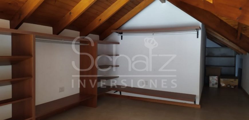 Excelente Oportunidad de INVERSION! Casa en Barrio Privado