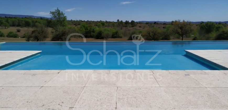 Excelente Oportunidad de INVERSION! Casa en Barrio Privado